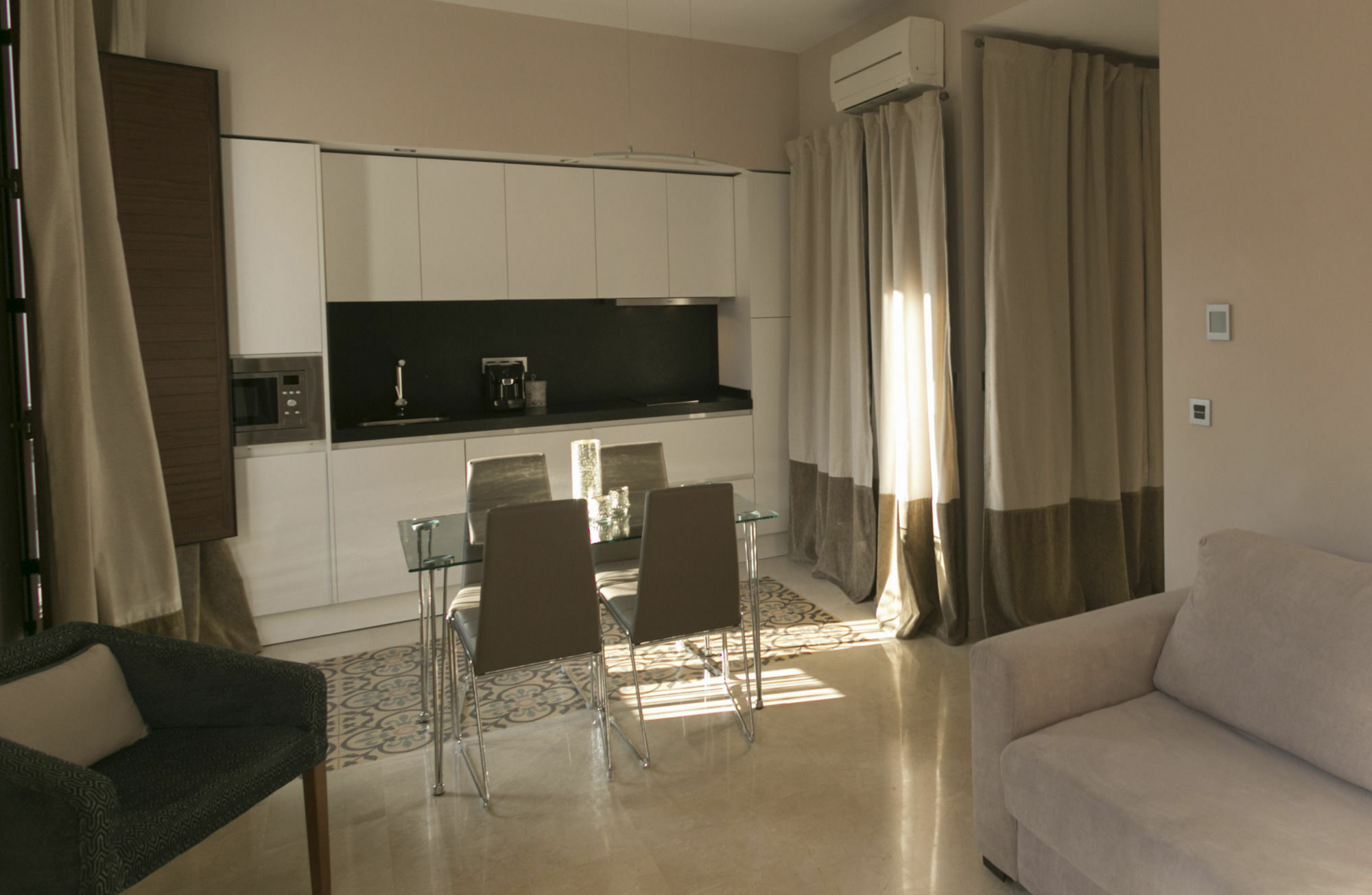 Siloe Plaza Apartment Granada Luaran gambar